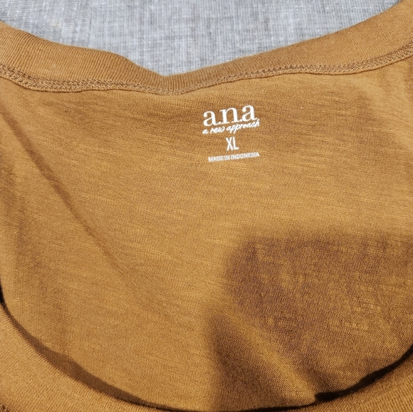 Ana tank top - Picture 3 of 3
